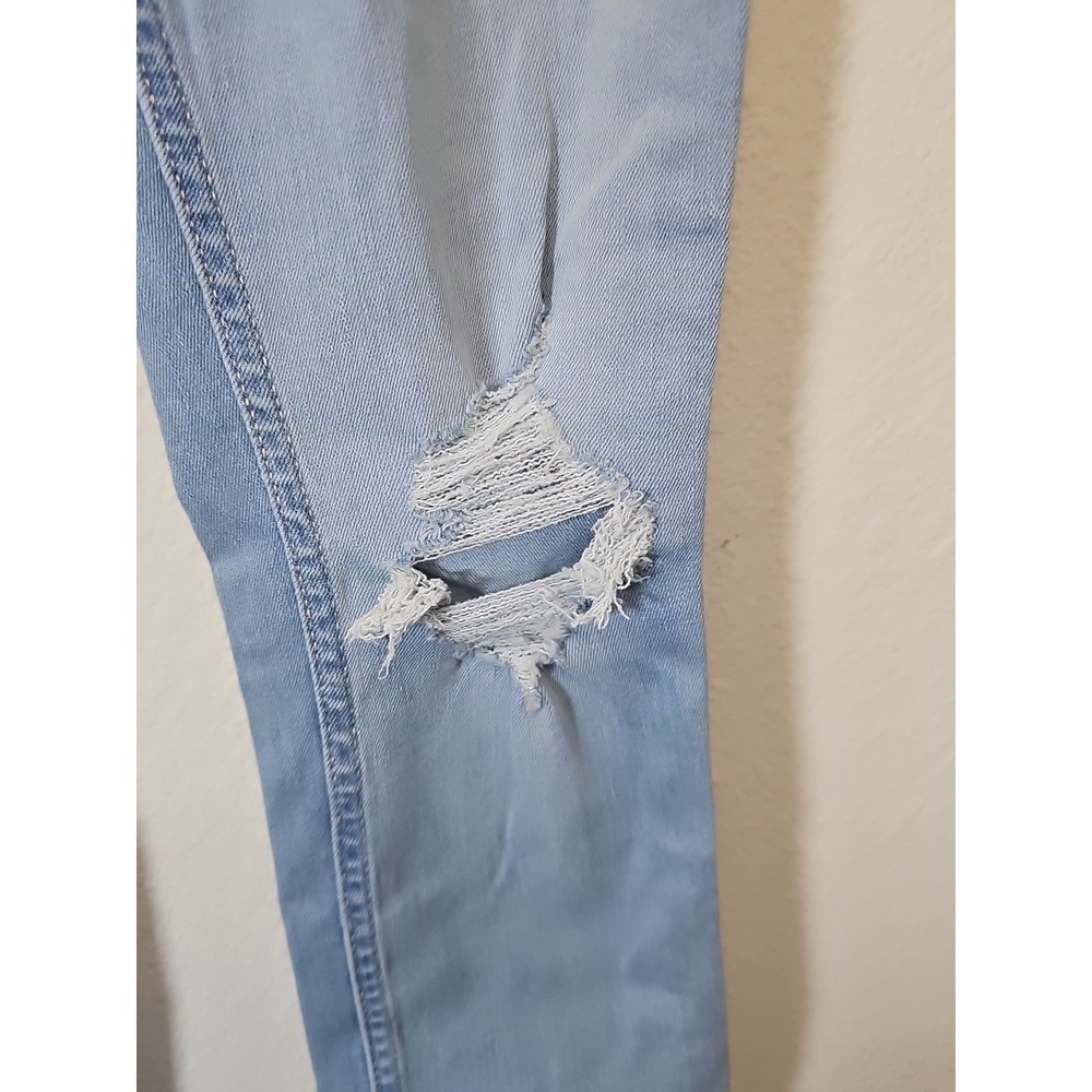 Hollister Jeans Women's Low Rise Super Skinny Distressed Size 00R - Picture 3 of 12